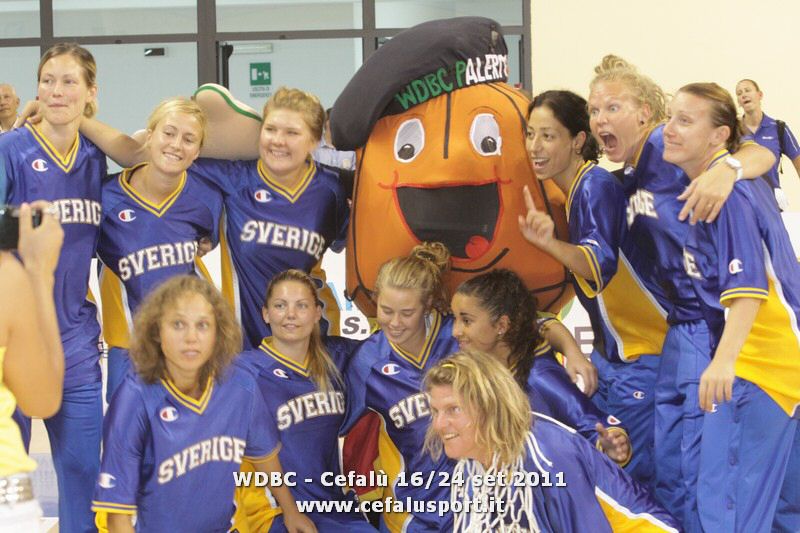 110924 sport 701_tn.jpg